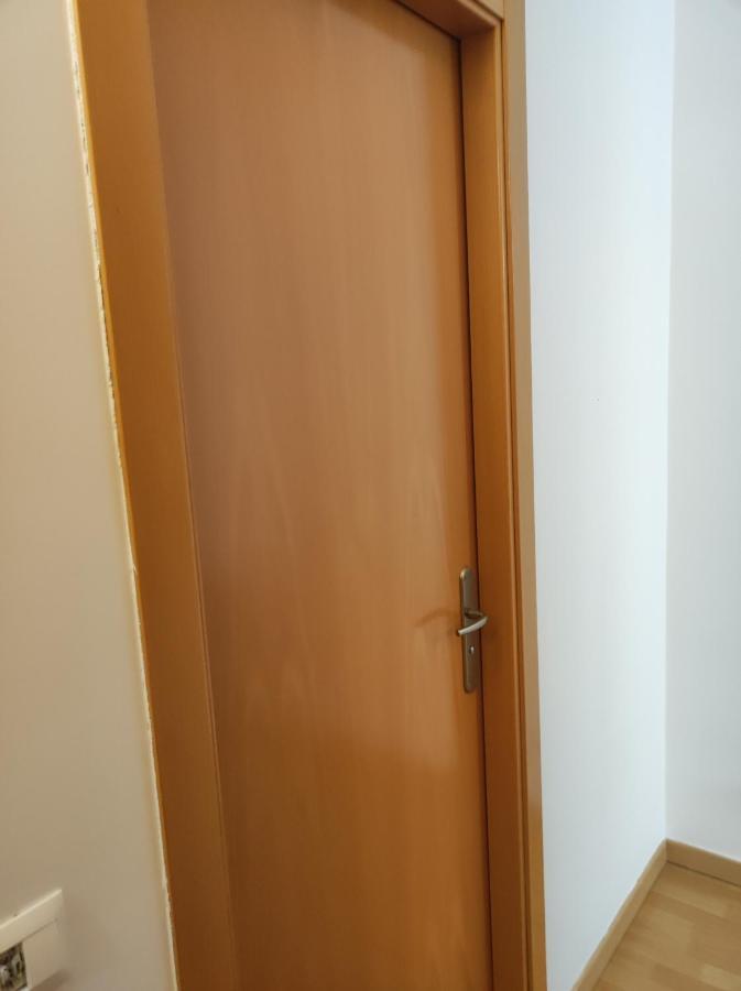 Arte Ruprestre Hotel Madrid Buitenkant foto
